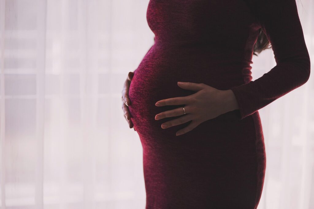 女性ホルモンの影響で体調不調はどう改善する？